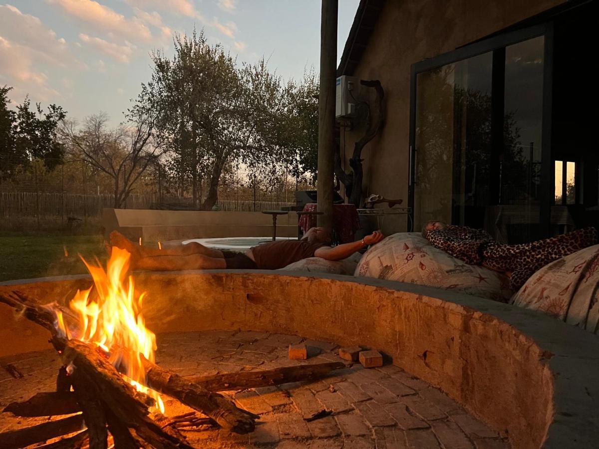 Simba Safaris African Pride Exotic Lodge Lephalale ภายนอก รูปภาพ